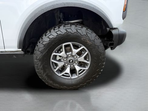Used 2025 Ford Bronco Badlands AWD/4WD image 29