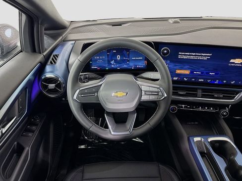 New 2026 Chevrolet Equinox EV LT image 21