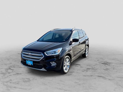 Used 2018 Ford Escape SEL image 4