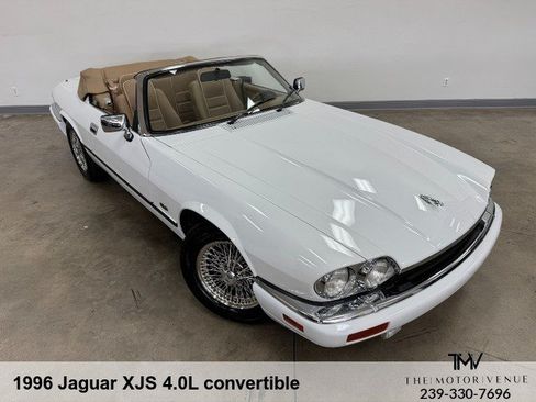 Used 1996 Jaguar XJS 4.0 Convertible RWD image 19