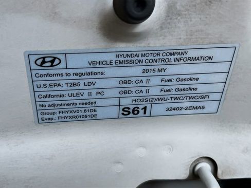 Used 2015 Hyundai Elantra Limited w/ Option Group 05 image 33