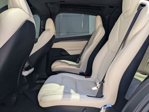 Used 2022 Tesla Model X Plaid AWD/4WD image 21