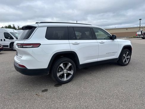 Used 2026 Jeep Grand Cherokee L Limited AWD/4WD image 11