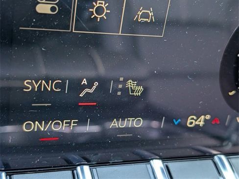 New 2026 GMC Acadia Elevation image 14