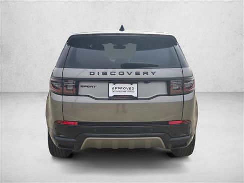 Certified 2025 Land Rover Discovery Sport Dynamic SE image 7