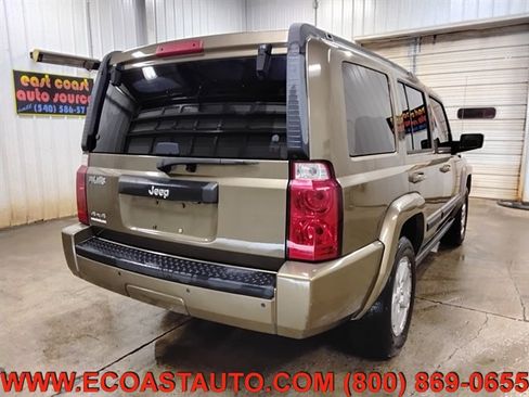 Used 2008 Jeep Commander Sport AWD/4WD image 3