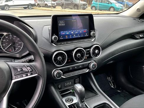 Used 2024 Nissan Sentra SV image 6