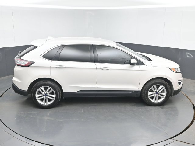 Used 2017 Ford Edge SEL w/ Equipment Group 201A AWD/4WD image 38