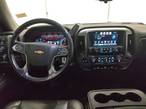 Used 2018 Chevrolet Silverado 1500 LT w/ All Star Edition image 22