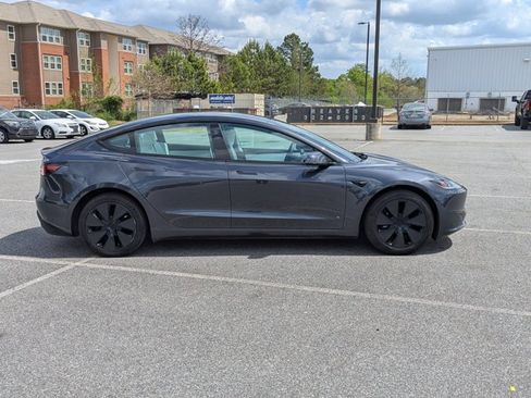 Used 2025 Tesla Model 3 Long Range image 4
