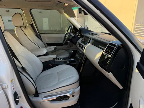 Used 2010 Land Rover Range Rover Supercharged AWD/4WD image 16