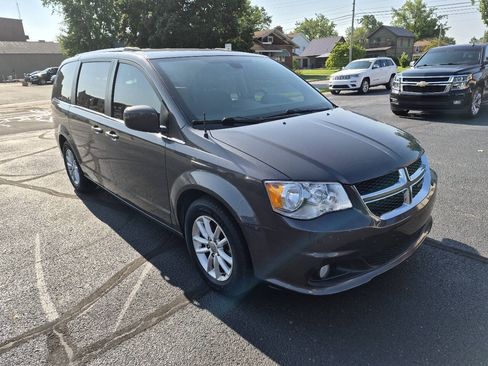 Used 2019 Dodge Grand Caravan SXT FWD image 7