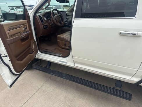 Used 2019 RAM 3500 Limited AWD/4WD image 12