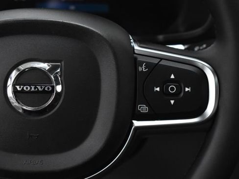 Used 2025 Volvo S60 B5 Core image 41