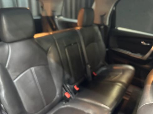Used 2012 GMC Acadia SLT AWD/4WD image 31
