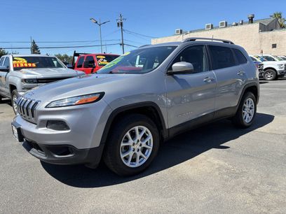 Used 2017 Jeep Cherokee Latitude w/ Safety/Convenience Group