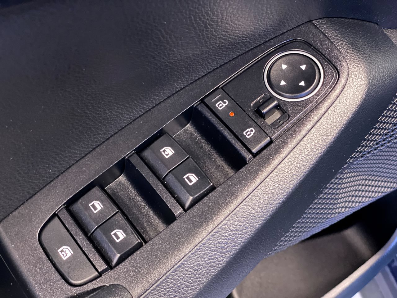 Certified 2026 Kia Seltos LX AWD/4WD image 18