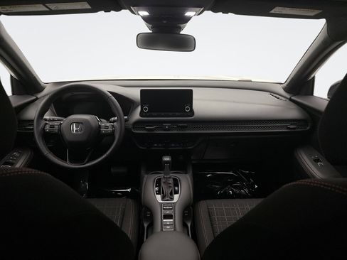 Used 2025 Honda HR-V Sport image 14