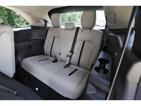 Used 2024 MAZDA CX-90 3.3 Turbo w/ Premium Package AWD/4WD image 14