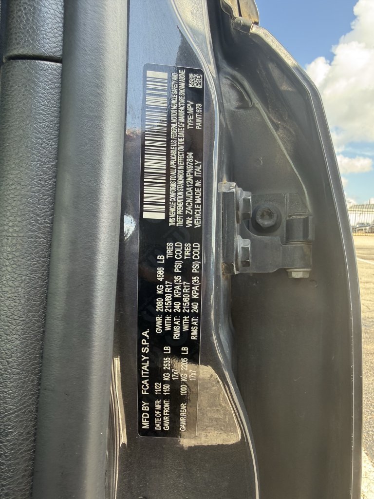 Certified 2022 Jeep Renegade Latitude AWD/4WD image 9