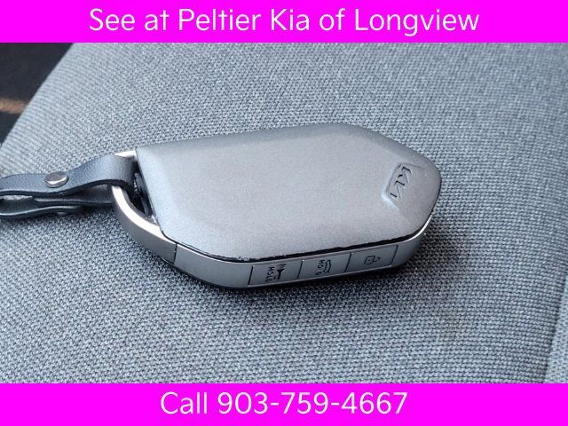 Certified 2025 Kia K4 FWD image 29