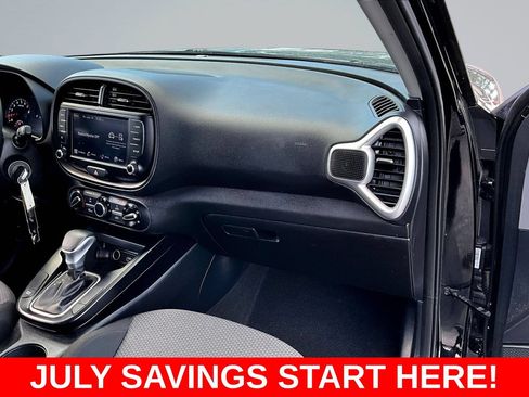 Used 2022 Kia Soul LX FWD image 31