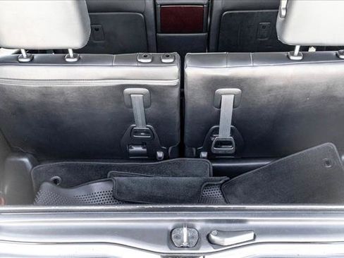 Used 2013 Lexus LX 570 4WD w/ Luxury Pkg image 24