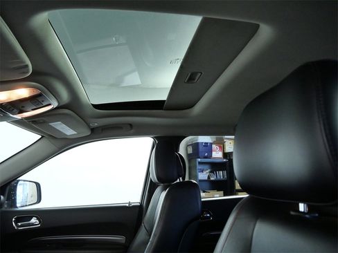 Used 2018 Dodge Durango GT w/ Premium Group image 18