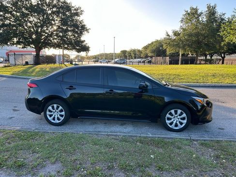 Used 2026 Toyota Corolla LE image 6