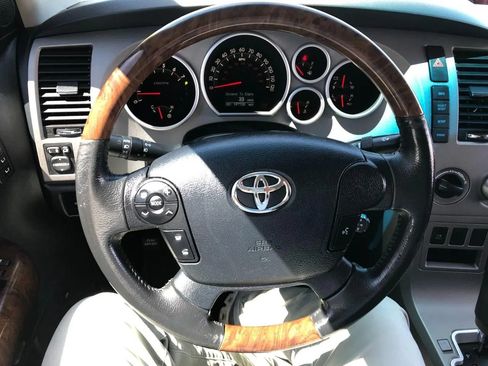 Used 2013 Toyota Tundra Platinum AWD/4WD image 25