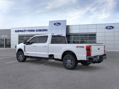 New 2026 Ford F250 Lariat w/ Lariat Premium Package image 4