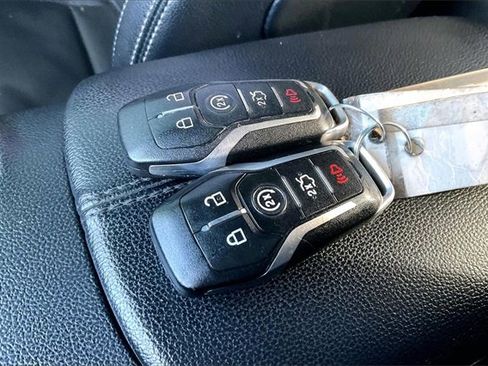 Used 2016 Ford Mustang GT Premium w/ Equipment Group 401A image 10