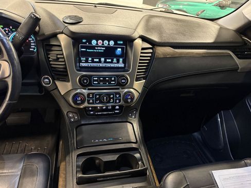 Used 2018 GMC Yukon Denali AWD/4WD image 17