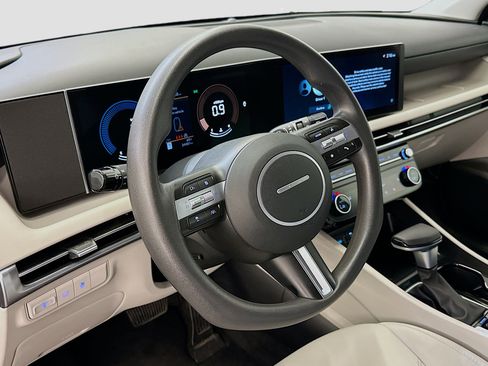 Used 2025 Hyundai Tucson SEL AWD/4WD image 18