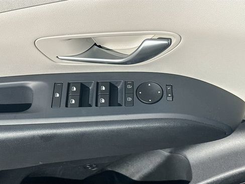 Used 2025 Hyundai Tucson SEL FWD image 17