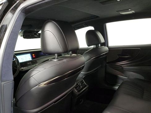 Used 2020 Lexus LS 500 w/ Interior Upgrade Package RWD image 11