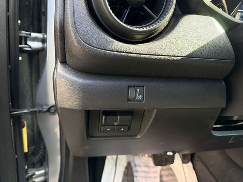 Used 2024 Chevrolet Colorado Trail Boss w/ Technology Package AWD/4WD image 16