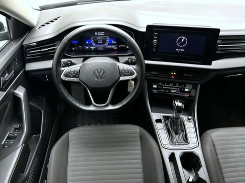 Used 2025 Volkswagen Jetta S image 14