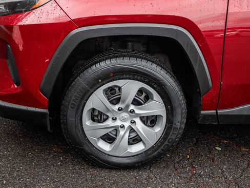 Used 2024 Toyota RAV4 LE image 12