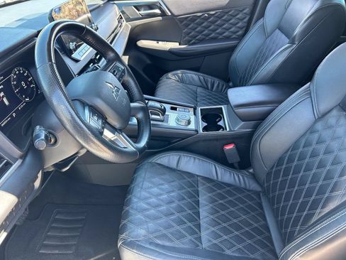 Used 2023 Mitsubishi Outlander SEL FWD image 28
