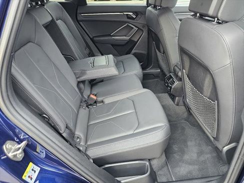 Used 2025 Audi Q3 2.0T Premium w/ Convenience Package image 6