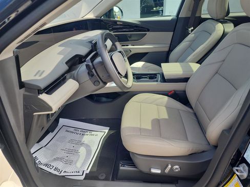 New 2025 Lincoln Nautilus Premier w/ Equipment Group 102A image 11