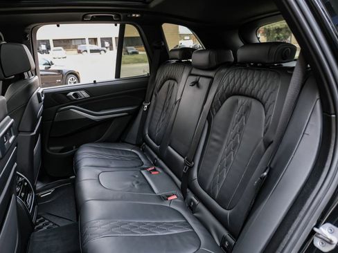 Used 2023 BMW X5 sDrive40i w/ Executive Package image 40