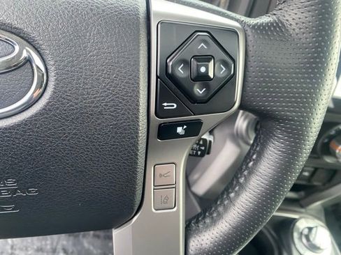 Certified 2023 Toyota 4Runner SR5 Premium w/ Moonroof Package AWD/4WD image 27