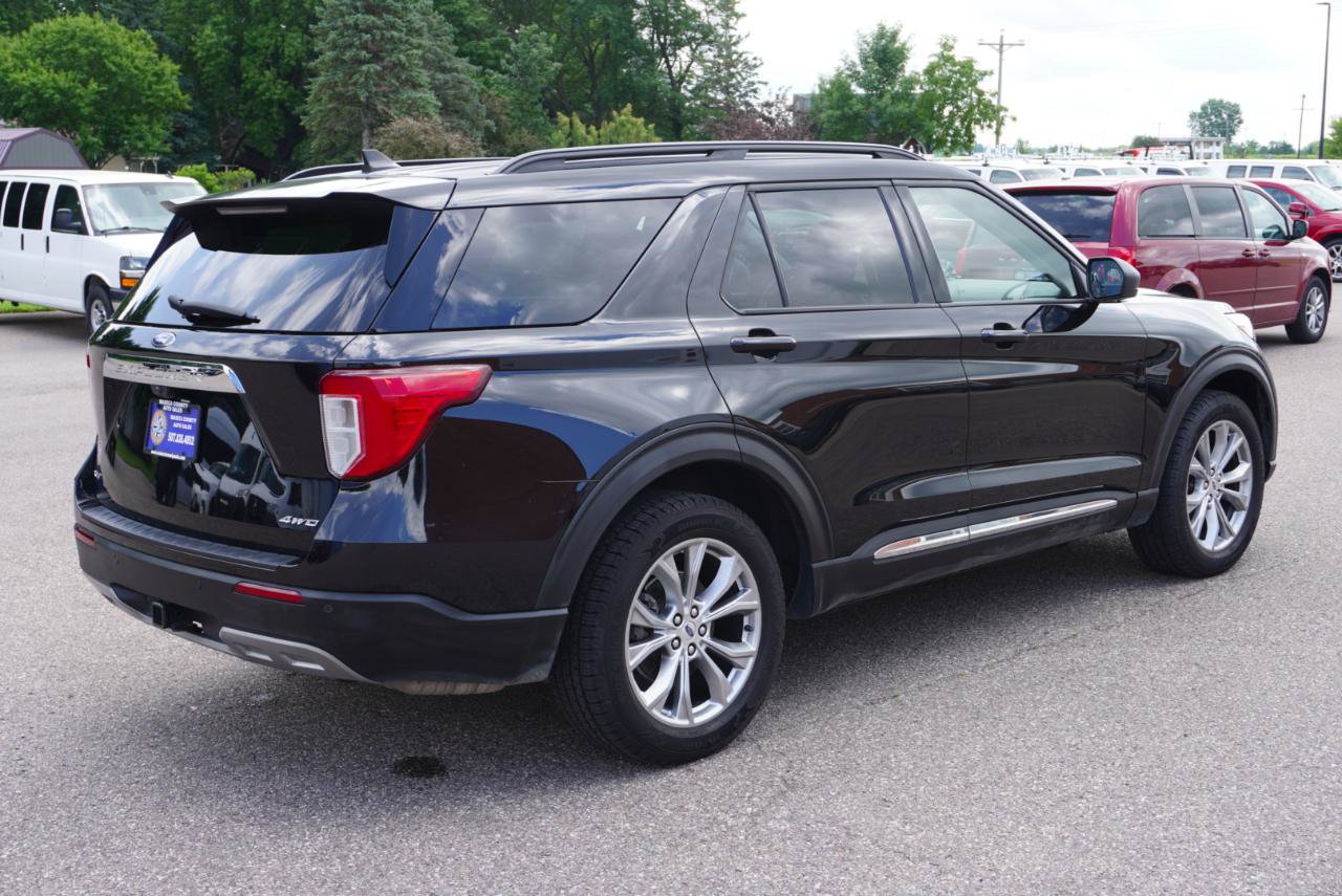 Used 2023 Ford Explorer XLT w/ Equipment Group 202A AWD/4WD image 5