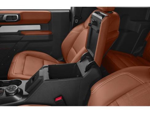 Used 2024 Ford Bronco Heritage Edition AWD/4WD image 13