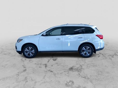 Used 2017 Nissan Pathfinder S image 7