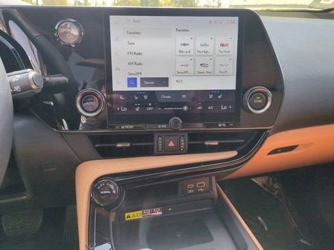 Used 2024 Lexus NX 350h AWD image 20