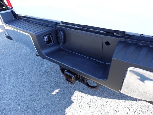 Used 2023 Ford F250 XLT AWD/4WD image 22