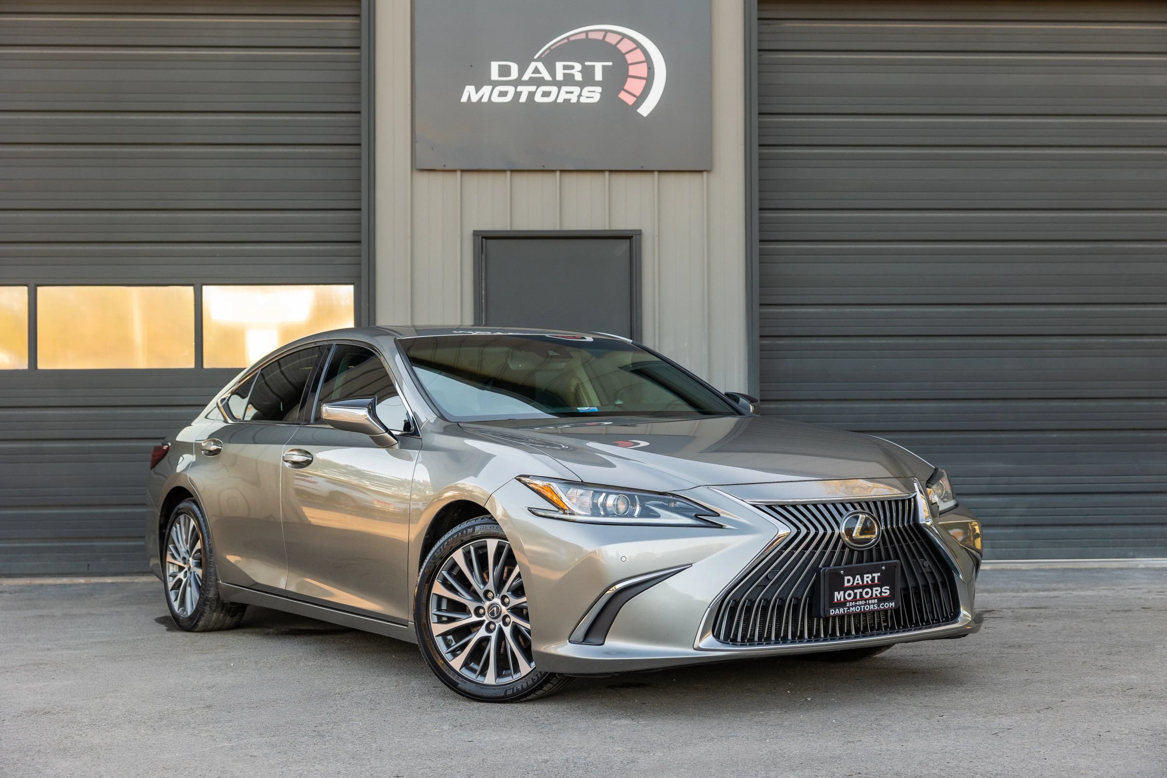 Used 2019 Lexus ES 350 w/ Premium Package FWD image 3